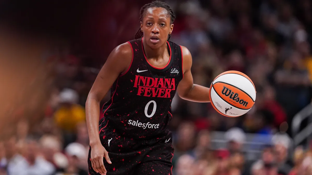 Kelsey Mitchell claims major WNBA lead during historic scoring streak image