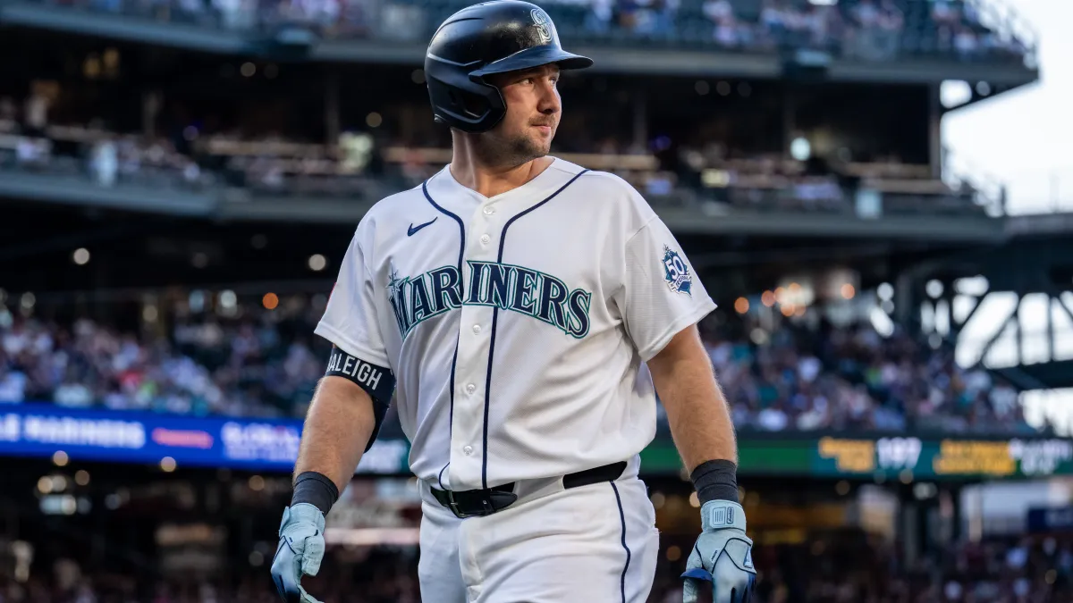 Mariners predicted to find new manager in 17-year MLB veteran to help Cal Raleigh image