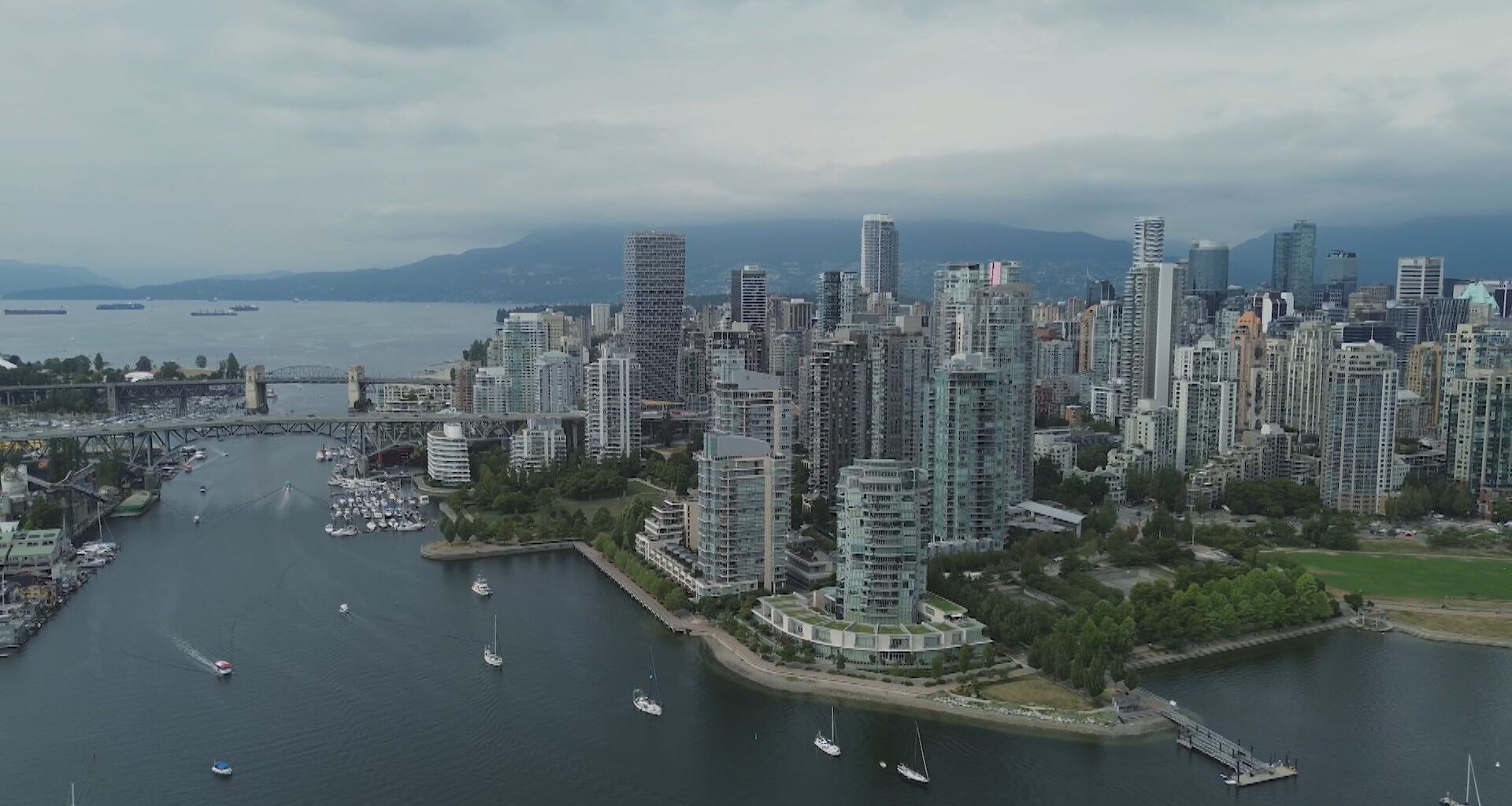 B.C. rents fall 4.5% in July, led by declines in several Metro Vancouver cities