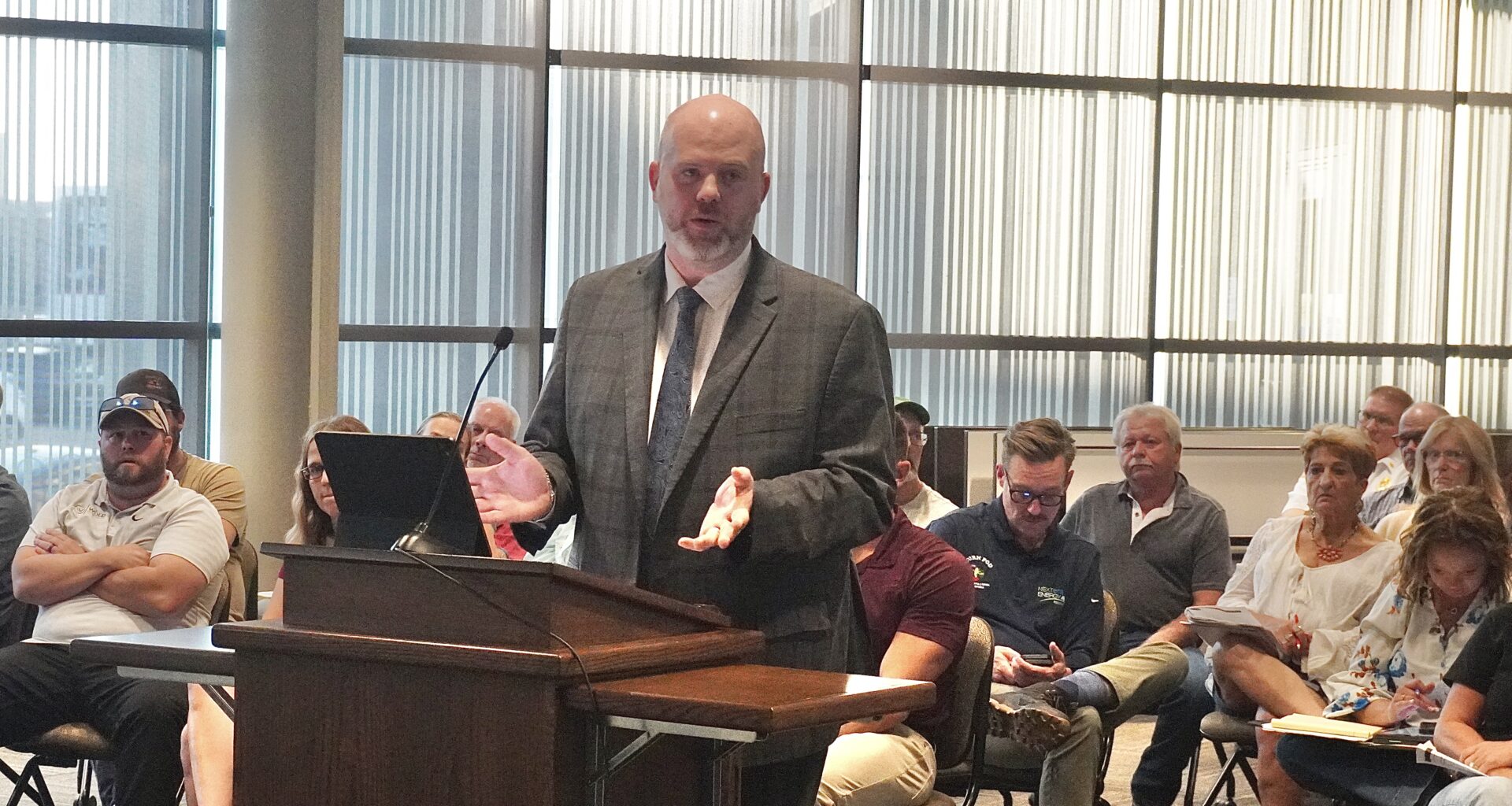 Planning Commission denies feedlot near Surrey -