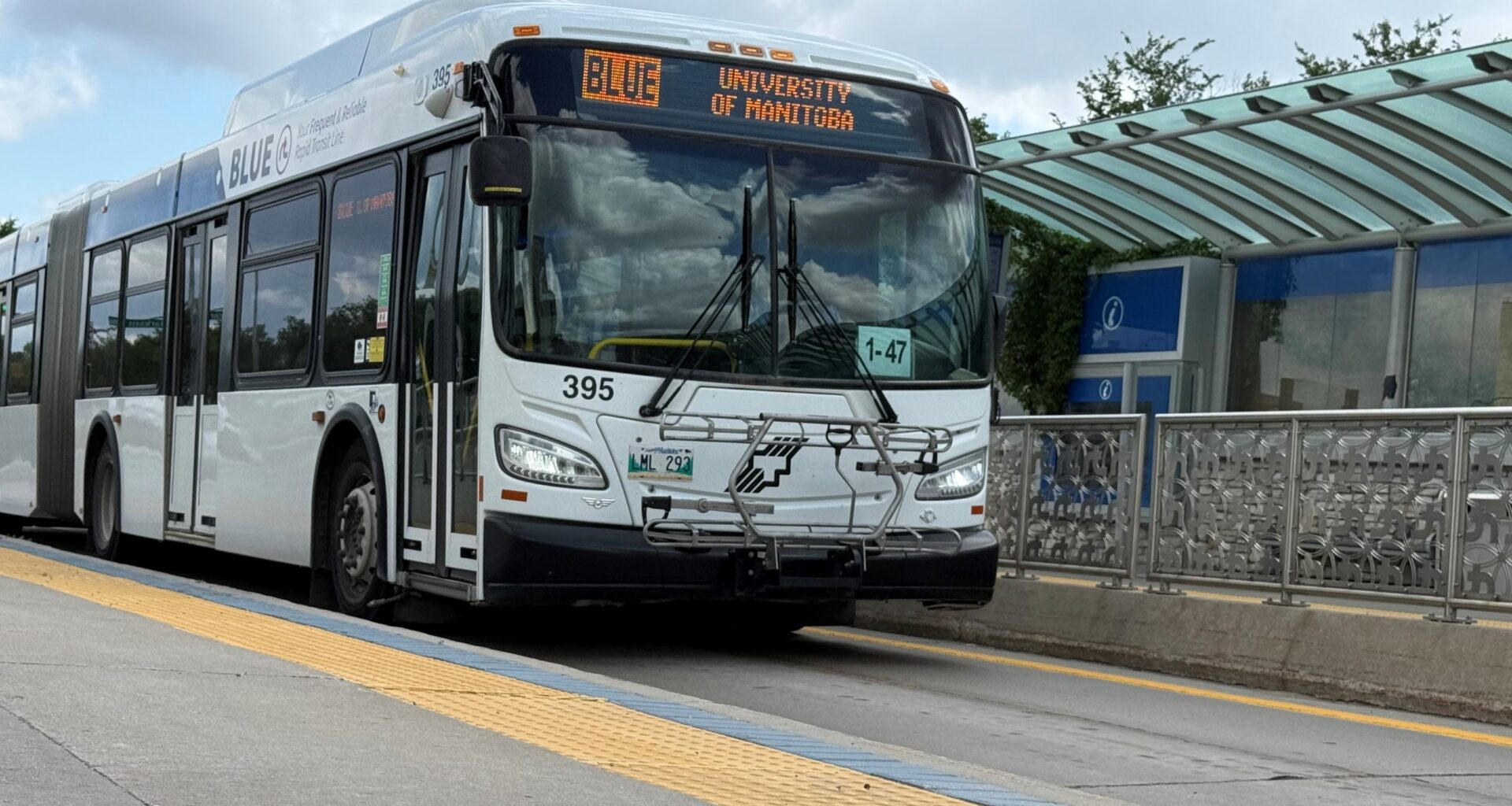 Winnipeg transit operator allegedly stabbed by person not wanting to pay fare