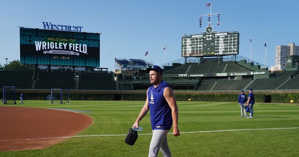 Los Angeles Dodgers, Boston Red Sox go all-in at trade deadline ; few others commit