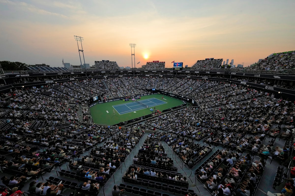 Canadian, U.S. tennis federations met during NBO to talk about growing the game
