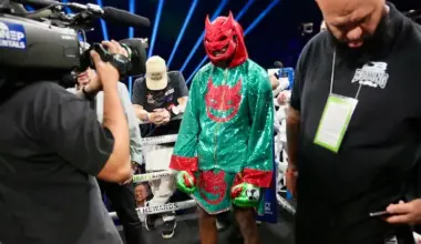 Callum Walsh RESPONDS to Conor McGregor Comparisons: “We’re A Lot Different People”