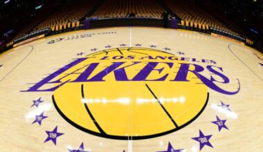 Los Angeles Lakers minority owner Dr. Patrick Soon-Shiong not selling 4% stake