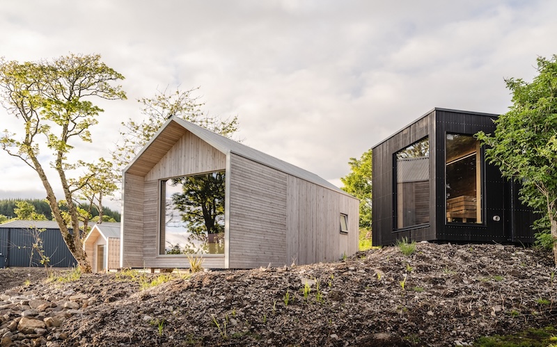 a contemporary take on the scottish bothy on the isle of raasay 1