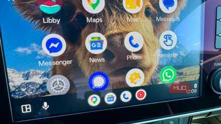 Android Auto screen in car