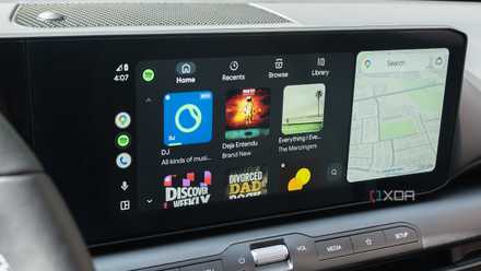 Spotify running on Android Auto