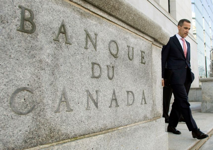 Carney makes his way to a news conference on the bank's Monetary Policy Report in Ottawa in 2008.