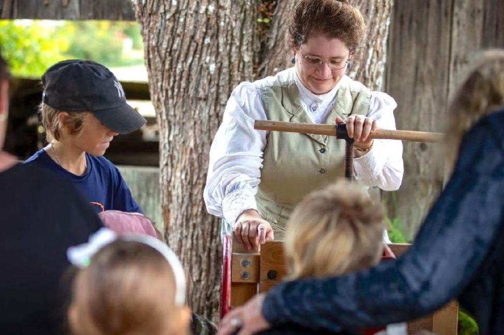 SURREY EVENTS: Cider making at farm, Surrey Urban Farmers Market & more this week