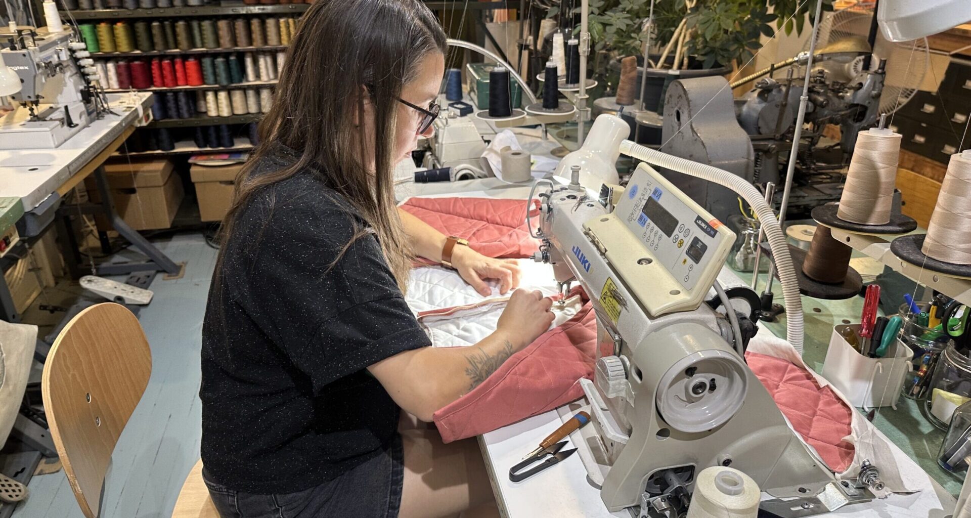 Montreal clothing store hit by U.S. tariffs, despite Trump saying he ‘loves French Canadians’