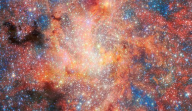 Astronomers find water in the harsh environment near the Milky Way's black hole — Space photo of the week
