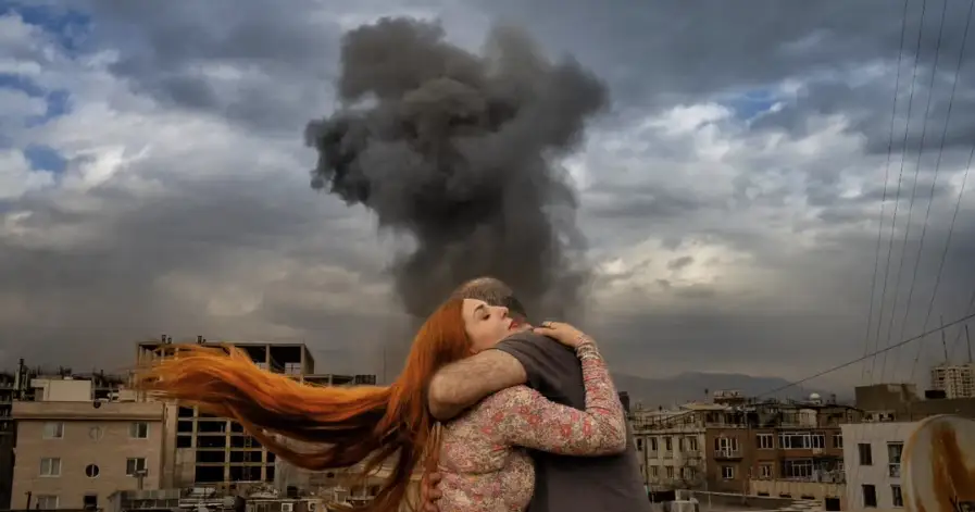 Iranian photographer named IPA Fine Art Photographer of the Year for 'Painful hug'