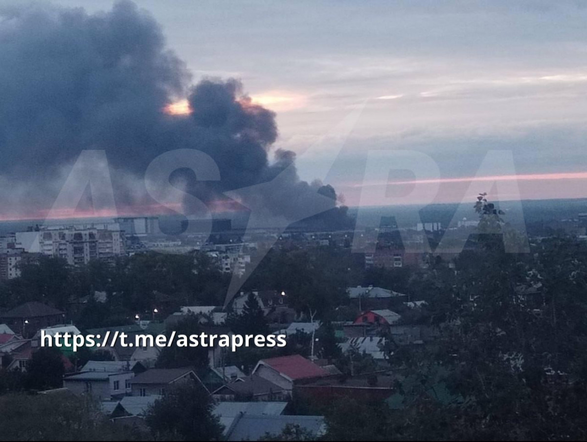 Zelensky Confirms Flamingo Missile Strikes Deep in Russian Territory