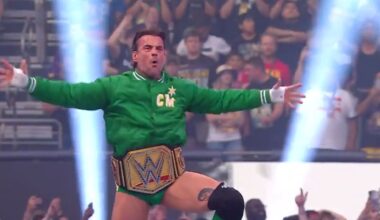 WWE superstar CM Punk pays tribute to North Stars at Summer Slam