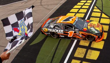 Carson Kvapil wins NASCAR O'Reilly Iowa race after chaotic overtime restart