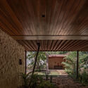 © Lluís Bort Sodzil House / Esencial Studio - Image 4 of 17
