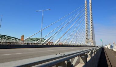Montreal drivers are in for a headache this week with closures piling up on two highways