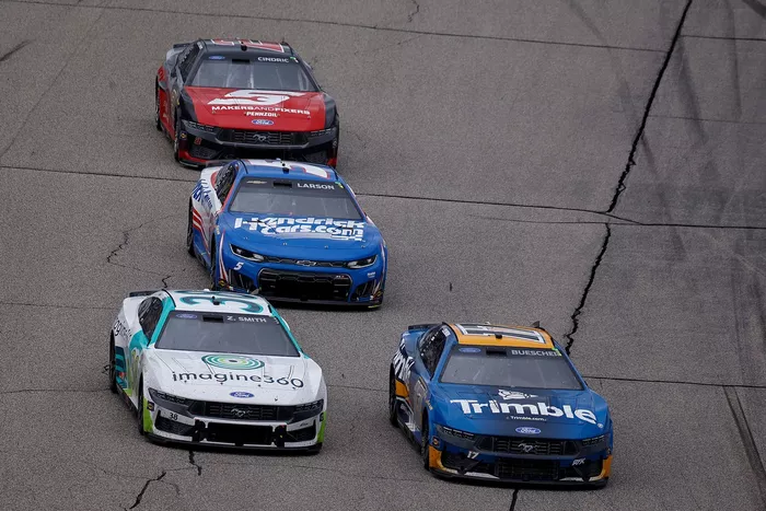 Chris Buescher, RFK Racing, Zane Smith, Front Row Motorsports