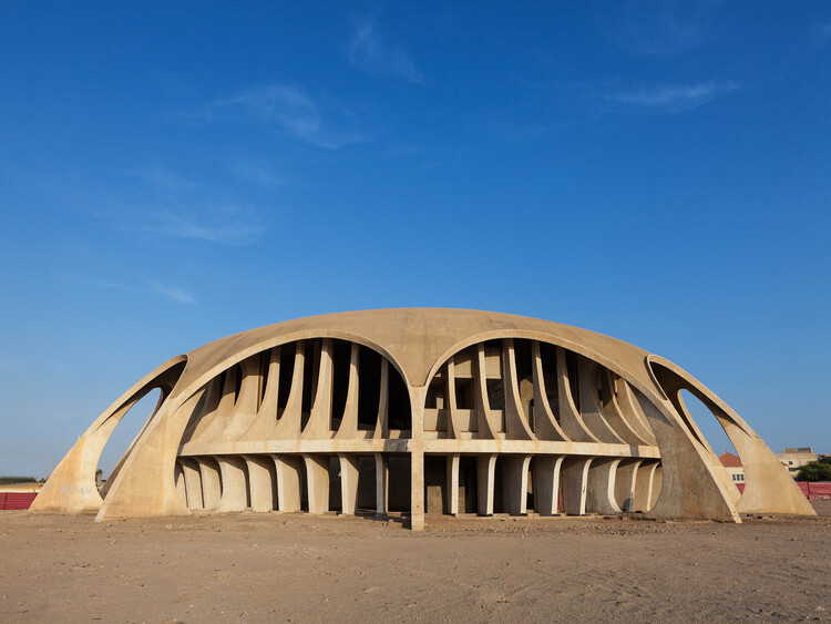 Cinema Studio Namibe: Reviving a Tropical Modernist Icon in Angola - Image 1 of 6