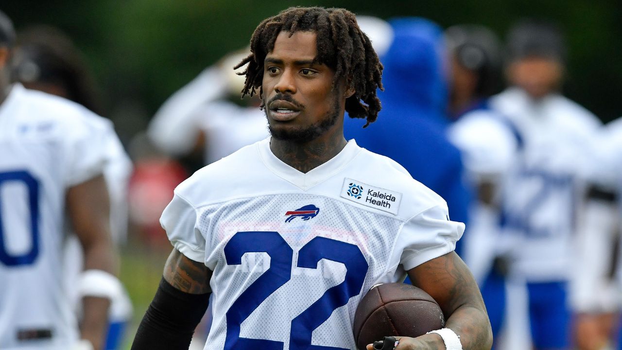 Bills' Gardner-Johnson injures leg during training camp practice