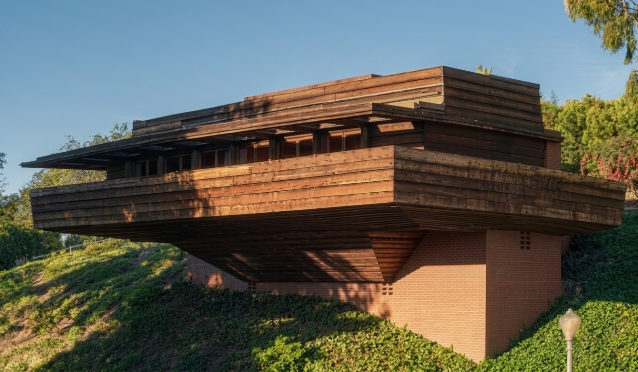 Wright's only Usonian house in Los Angeles risks demolition by neglect