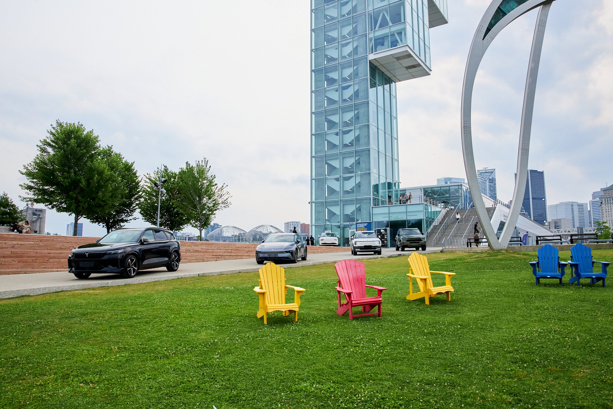 Dongfeng vehicles outside Grand Quai du Port de Montréal