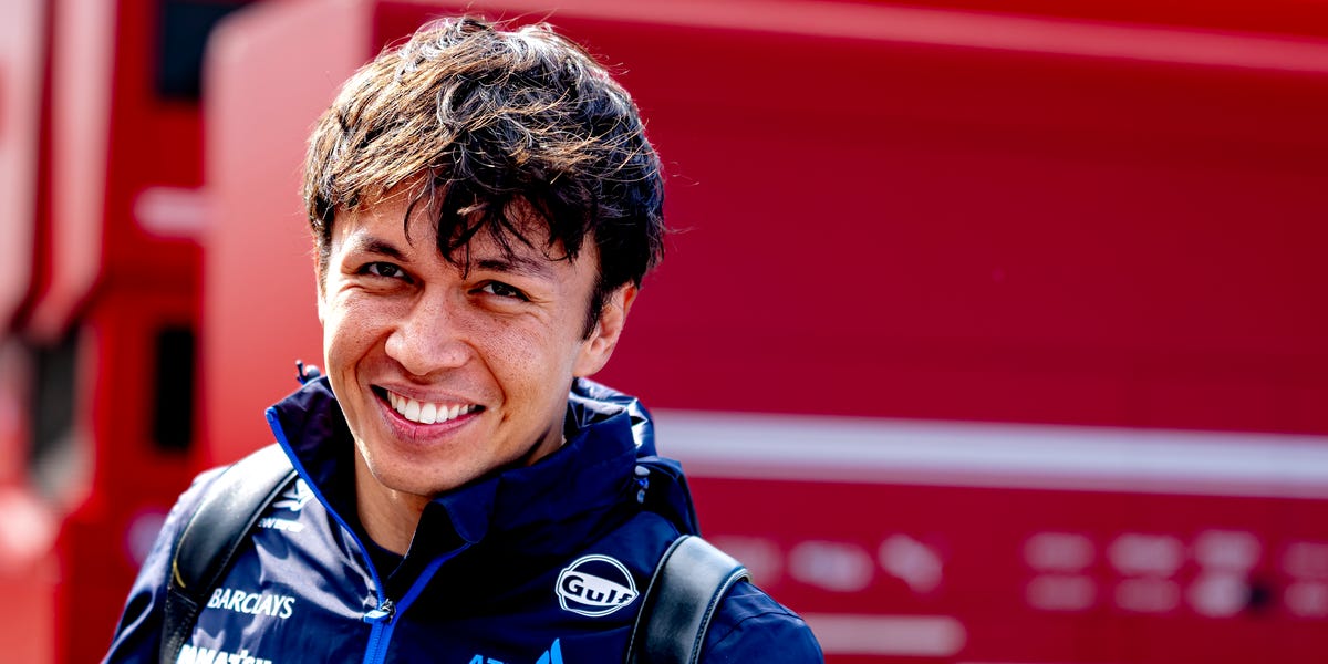 Alex Albon Sticks with Williams Despite Miserable F1 Season