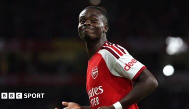 Bukayo Saka in action for Arsenal