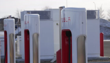 Ottawa invests $10.9M in electric vehicle charging and education projects