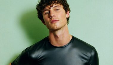 Shawn Mendes Is Pushing Past the Envelope