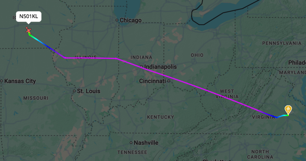 Flight tracking map showing the route and current position of aircraft N501KL over the Midwest towards Virginia. Flight tracking map showing the route and current position of aircraft N501KL over the Midwest towards Virginia.