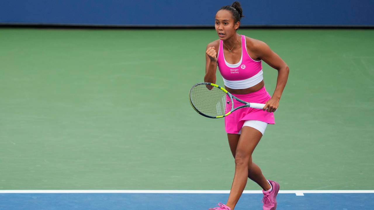 Canada's Leylah Fernandez cruises into US Open second round