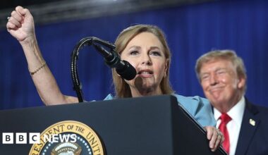 Lindsey Graham's sister wins Republican primary to contest Senate seat in November - BBC
