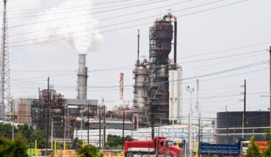 Trump administration moves to block public from enforcing environmental protection laws