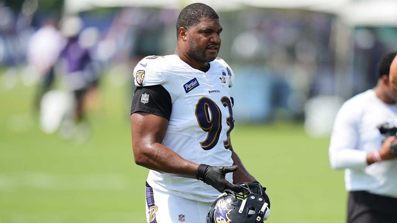 Ravens DE Calais Campbell says football 'brings me joy' amid family tragedy | Latest NFL News, Analysis & Updates