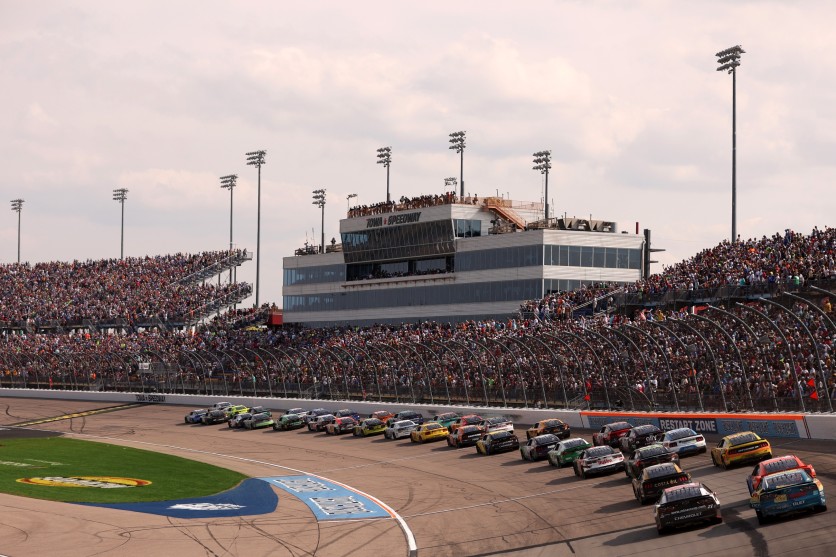 general view racing NASCAR Cup Series Iowa