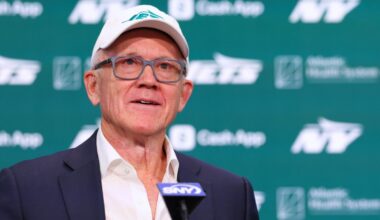 US billionaire Robert Wood Johnson acquires minor Aston Martin F1 stake