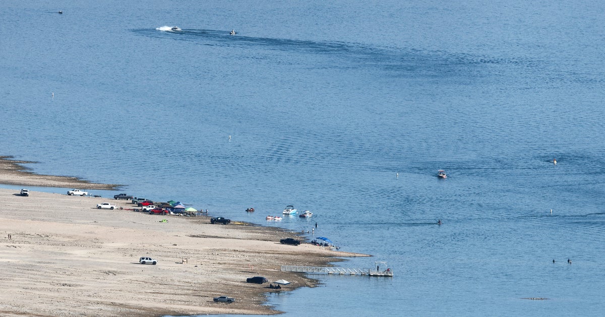 Lake Mead And Lake Powell Fall To Historically Low Combined Water Level