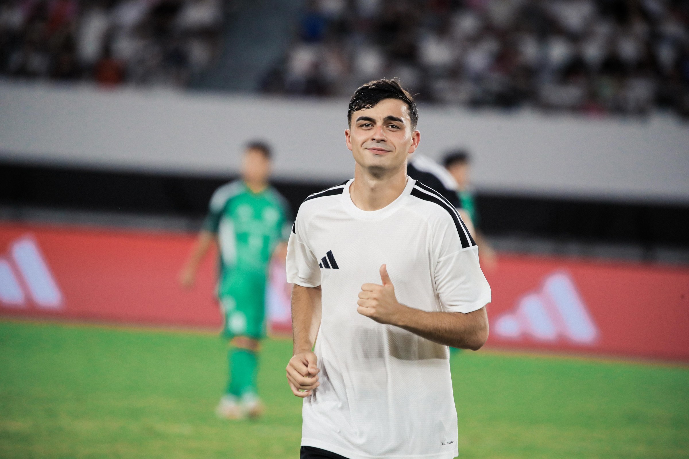 Pedri Attends National Youth Campus Football High School League Final
