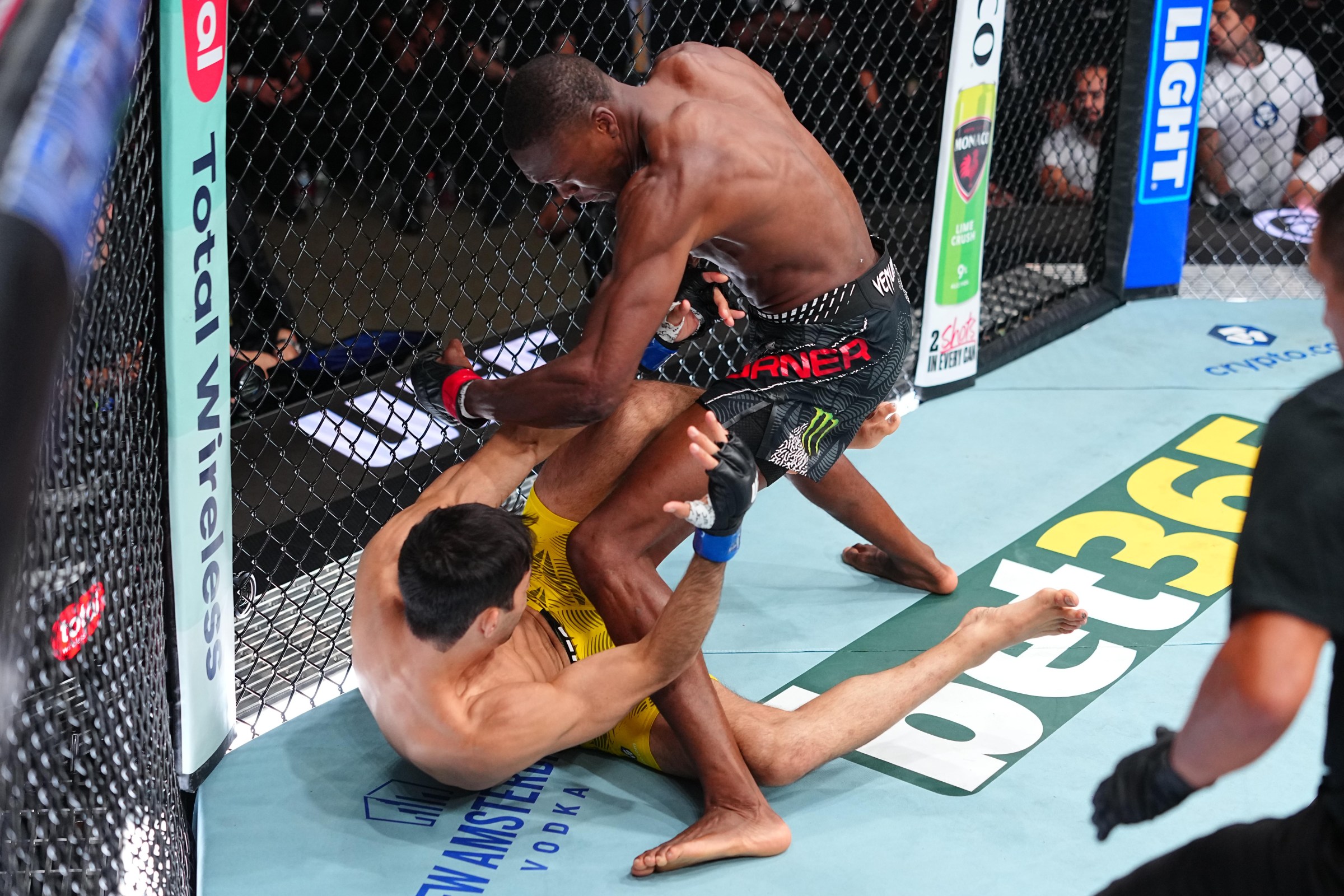 PHILADELPHIA, PENNSYLVANIA - AUGUST 15: (R-L) Jalin Turner punches Kaue Fernandes of Brazil in a lightweight fight during the UFC 330 event at Xfinity Mobile Arena on August 15, 2026 in Philadelphia, Pennsylvania. (Photo by Chris Unger/Zuffa LLC)