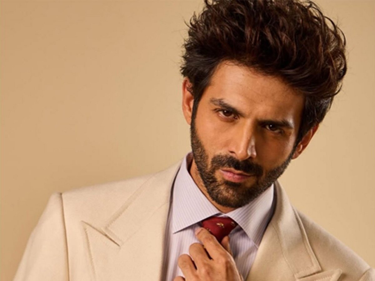 Kartik Aaryan Injured on Kabir Khan Film Set, To Undergo Knee Surgery After Intense Action Sequence