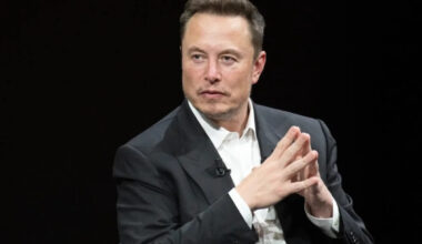 Cathie Wood Calls Disappearance of Entry-Level Corporate Jobs a ‘Blessing in Disguise,’ Backs Elon Musk’s AI-Powered One-Person Company Vision