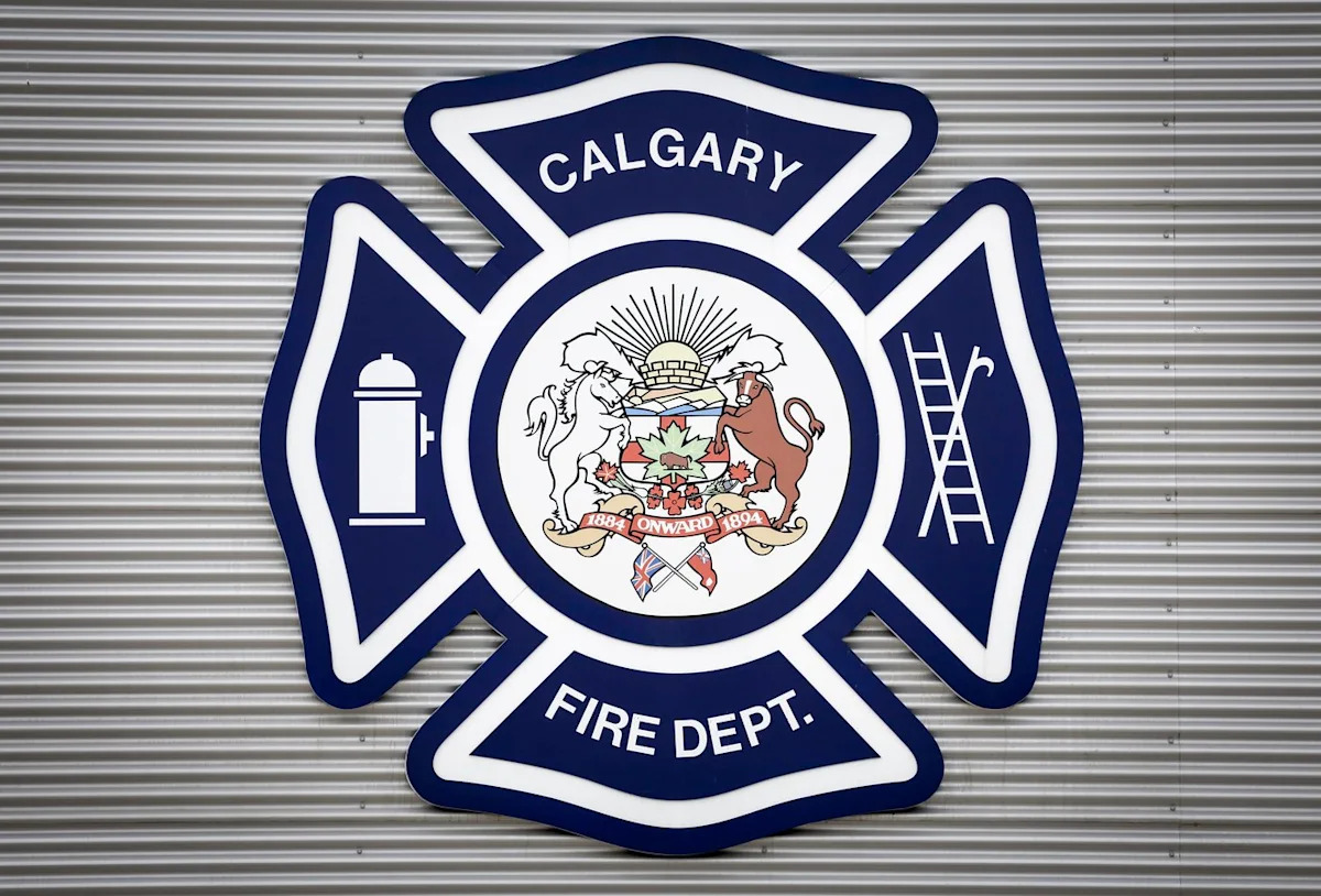Fiery crash on Calgary highway leaves four injured and four dead, including child