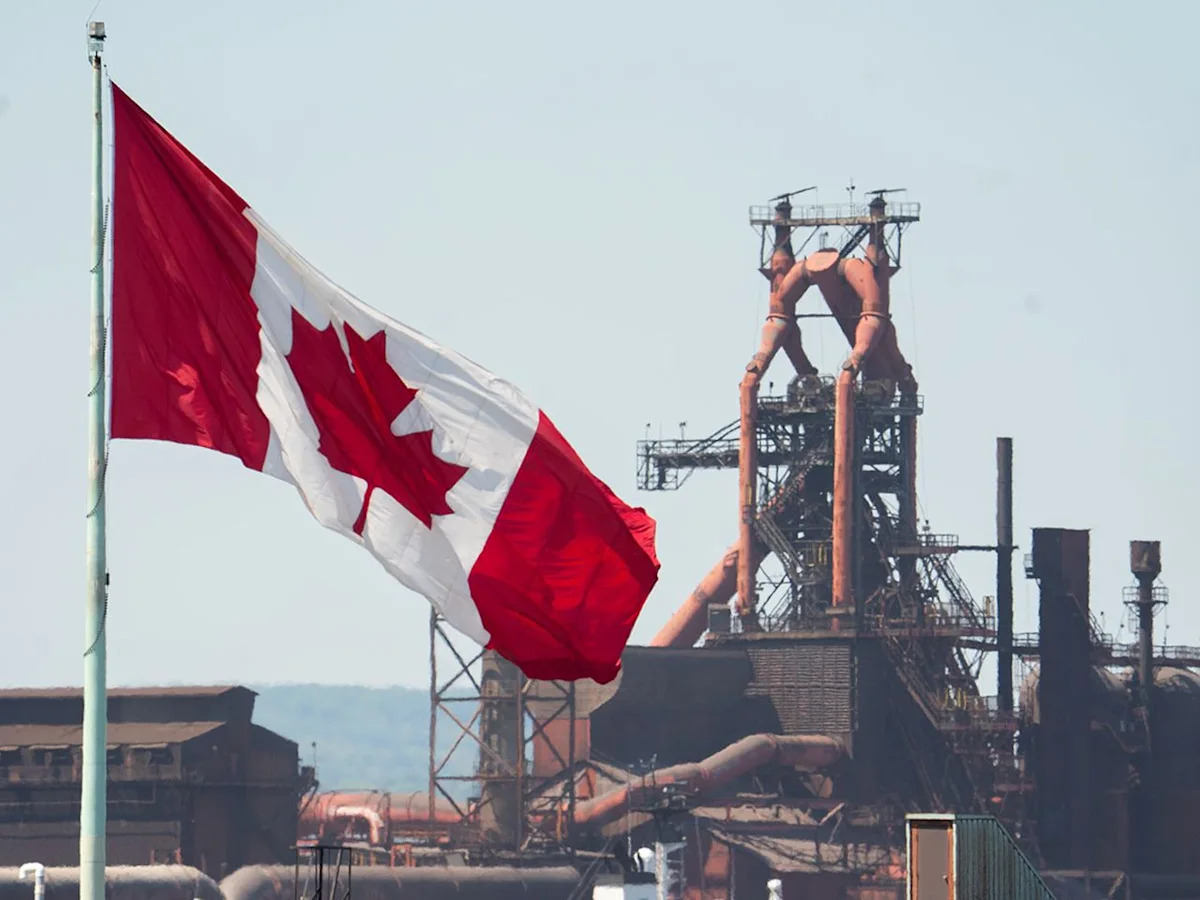 Ottawa offers to cover 50% of cost of shipping steel across Canada as tariffs weigh