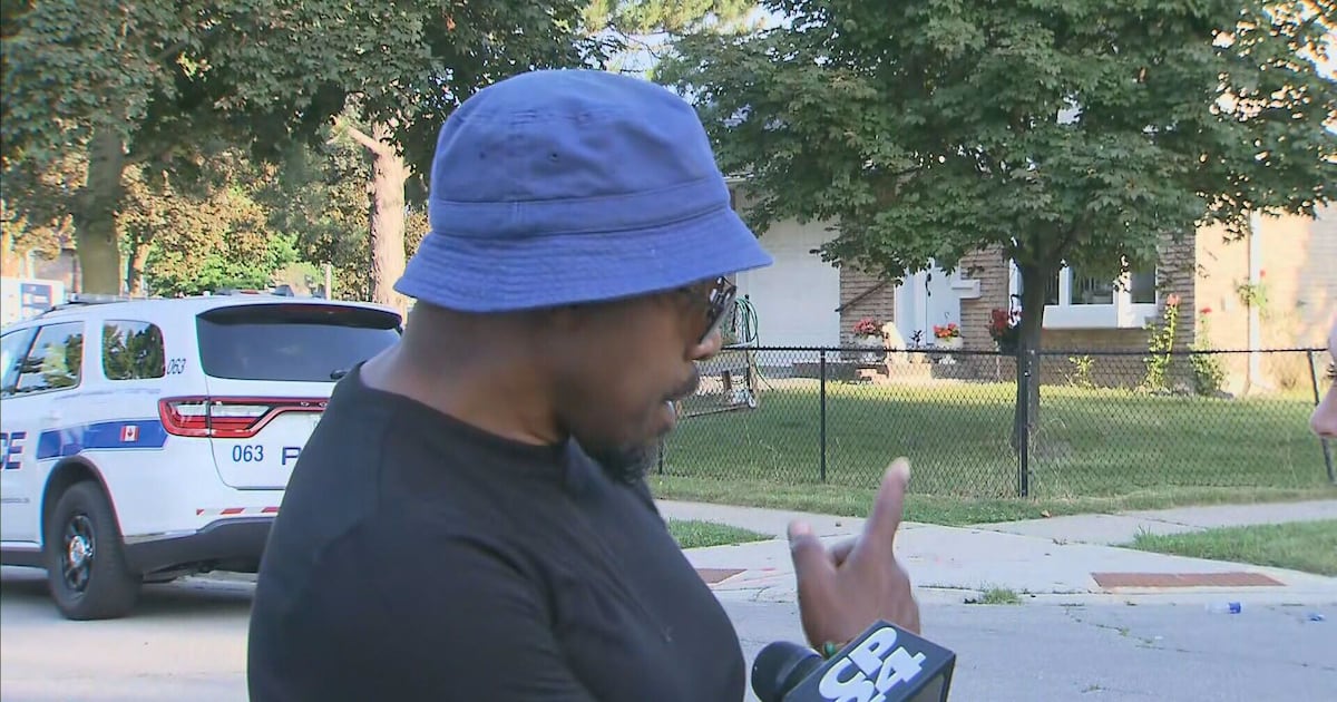 Eyewitness saw 'blood everywhere' after driver of suspected stolen vehicle shot by Toronto police – CP24