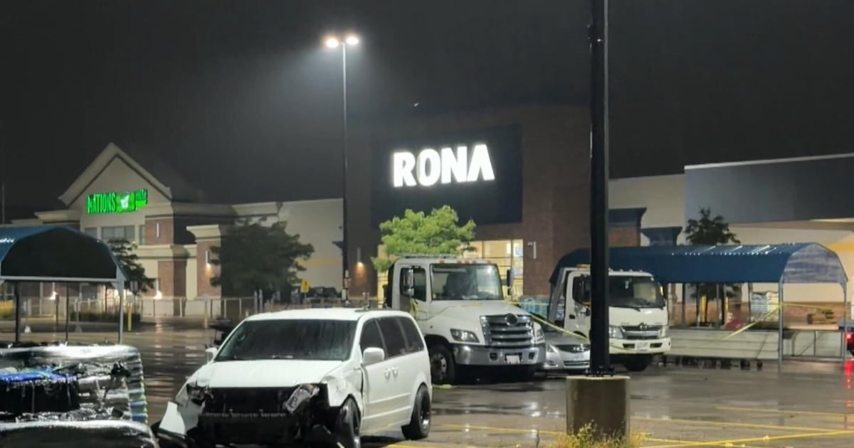 Woman hospitalized after being struck by vehicle in Mississauga parking lot – CP24
