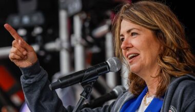 As referendum nears, Danielle Smith avoids separation talk in Alberta Day address