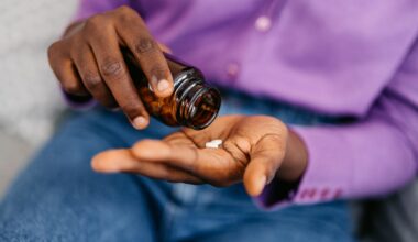 Pharmacists Warn You Should Never Take Aspirin if You’re on This Supplement