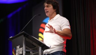 ‘You guys didn’t fix that?’ – Tom Cruise jokes with NASCAR drivers about odd issue he had at Daytona track